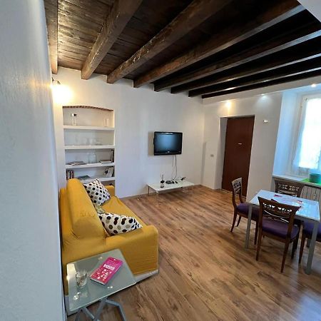 Lovely 1 Bdr Apartment In Paolo Sarpi Milão Exterior foto